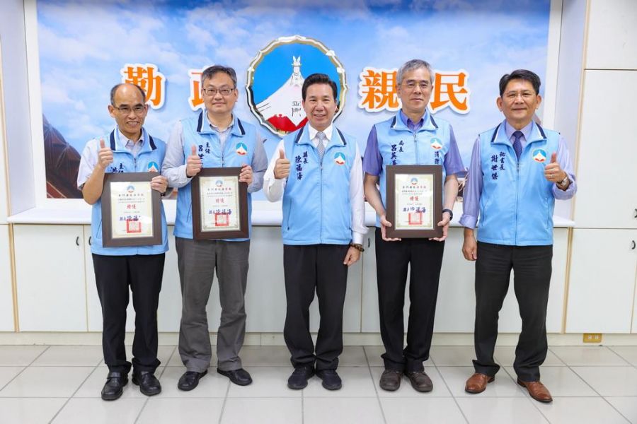 金門縣府113年度第1季電話禮貌測試 縣長表揚特優單位