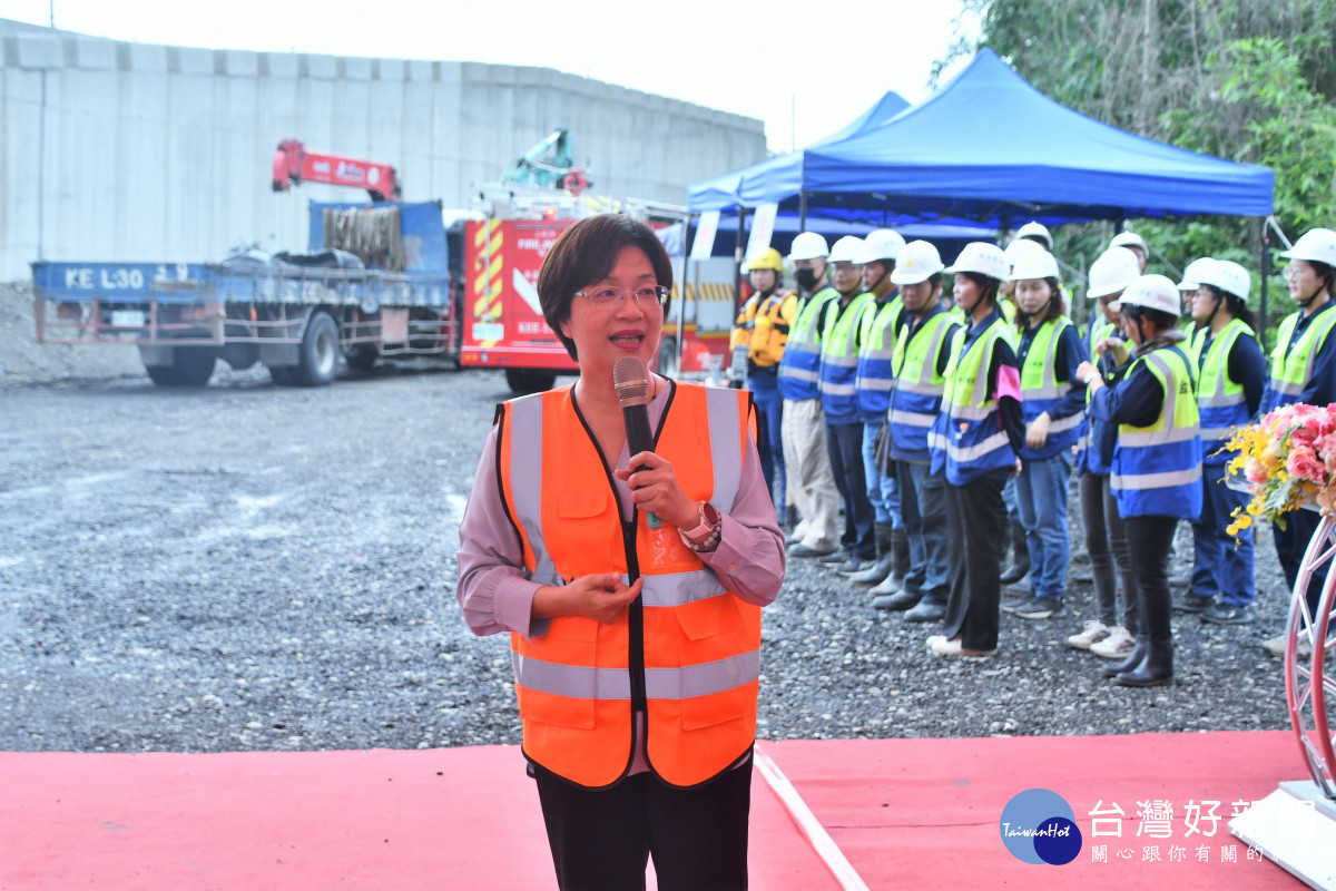 東彰道路南延段防汛演練現場,縣長王惠美講評。圖/記者鄧富珍翻攝