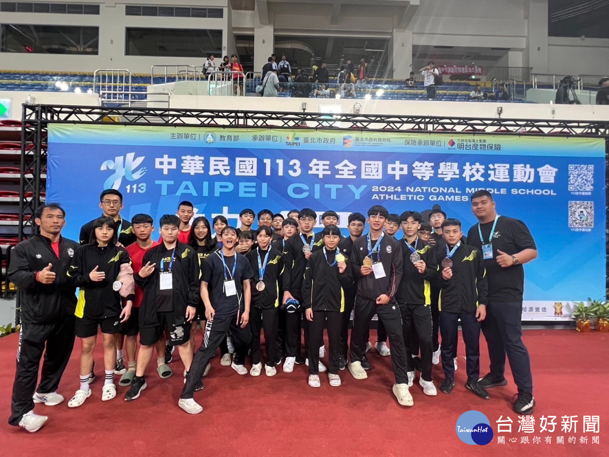 楊梅國中高中生在全中運柔道與角力賽上大放異彩!