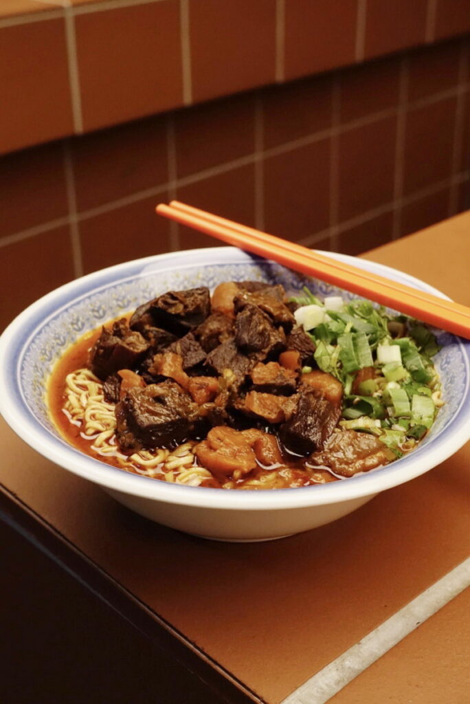 美滿總匯-牛肉泡麵