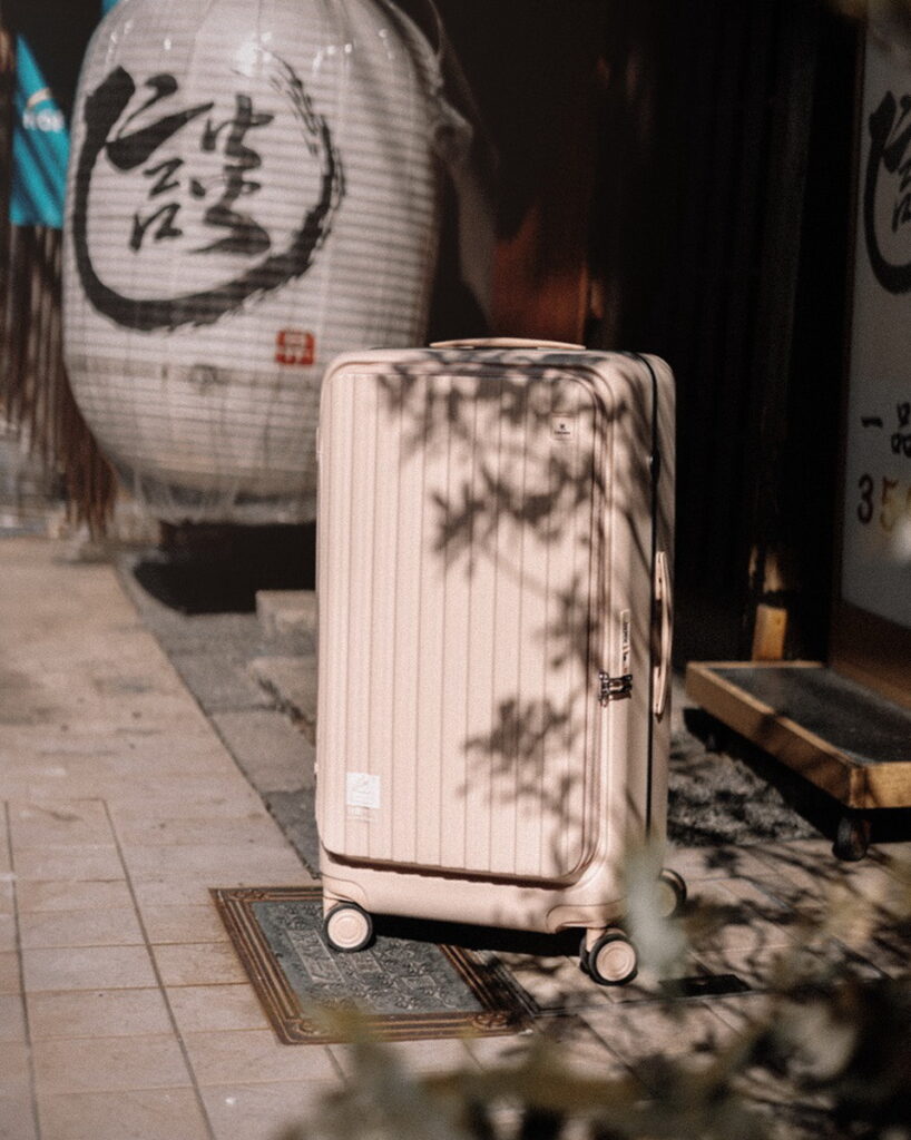 BOXY嫩粉色有著浪漫的淺色調,不只溫暖更顯高級感。圖片來源@lilianwang_tw