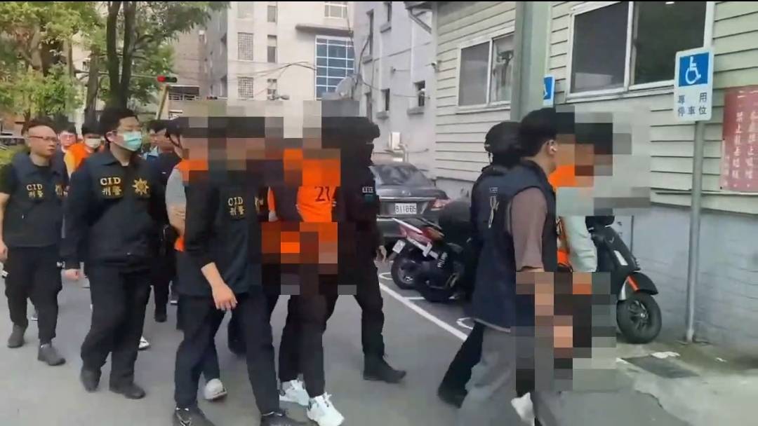▲詐團犯嫌分別移送法辦。