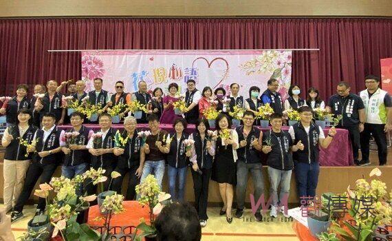 行銷在地花卉 中市西屯公所:推廣社區花藝迎接溫馨五月