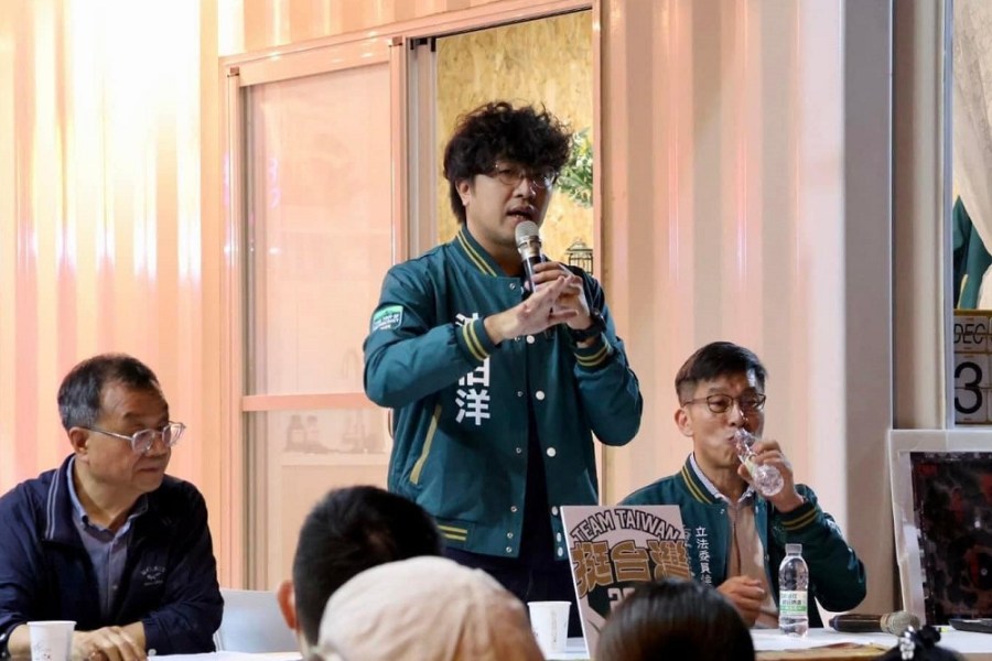 遭批將花蓮震災當秀場 沈伯洋:省下口水專心服務民眾 284 遭批將花蓮震災當秀場 沈伯洋:省下口水專心服務民眾 283
