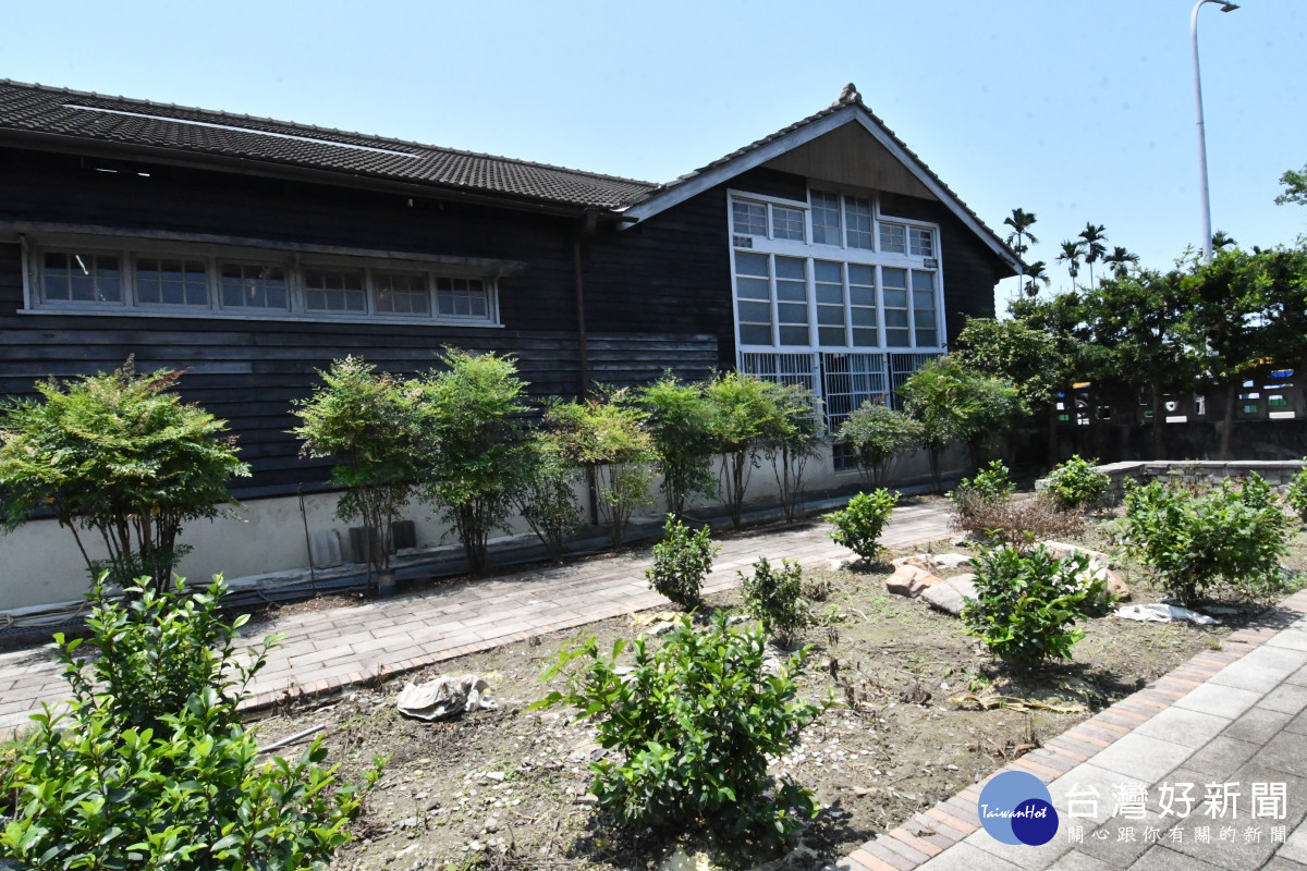 收納場主體建物(現作為田中老人會活動中心使用)外觀。圖/文化局提供