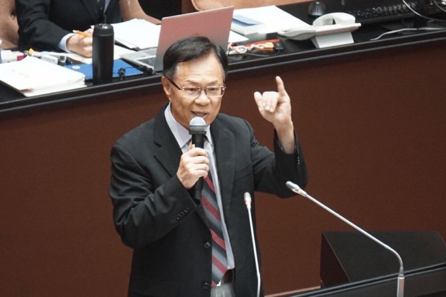 要求漲電價前政府先反省 張啓楷轟光電買太貴產生一堆弊案 244 照片來源:立法院張啓楷委員國會辦公室