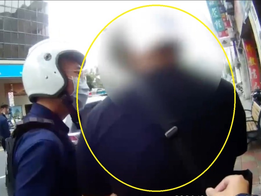 心虛違規穿越馬路 詐欺毒品通緝犯當車手謊報身分 238 cnews204240430a11