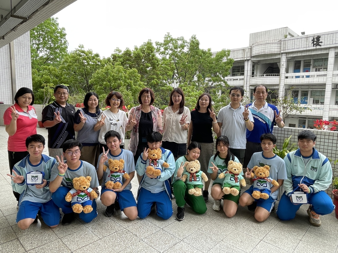 漾新聞|陽明國中高市科展獲數學自科雙料金牌 雄科班更有6人錄取金榜