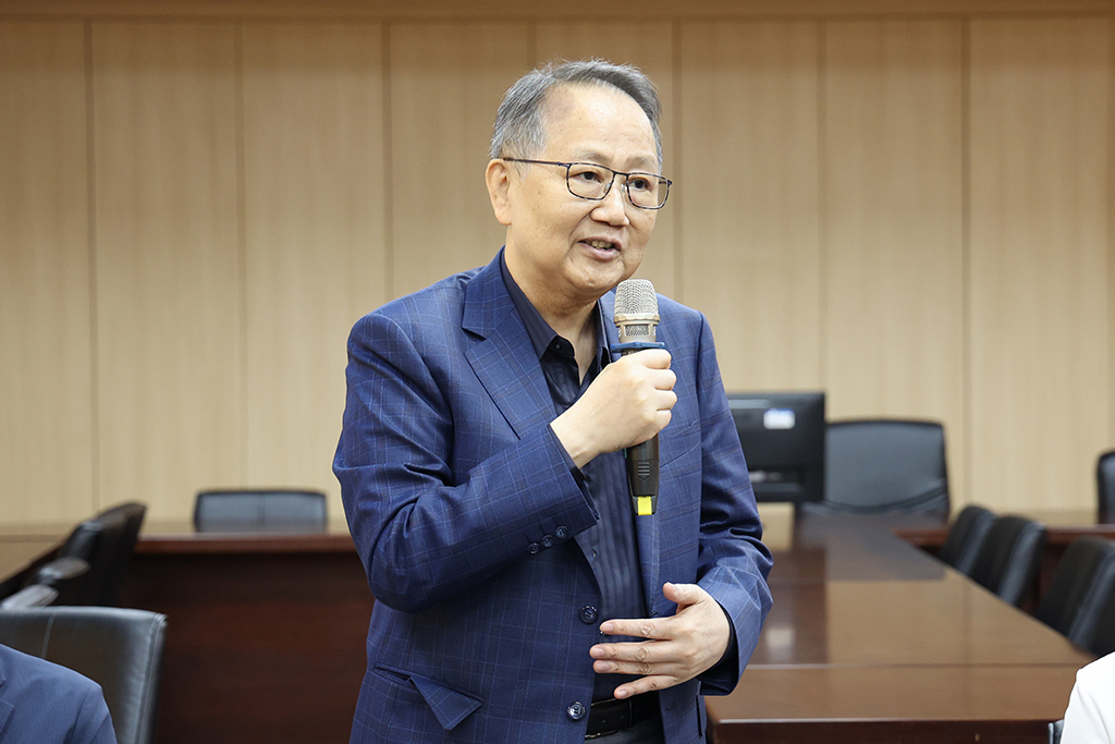 騰達行董事長曾榮燴說,很開心能與花蓮慈院合作,騰達行擁有豐富的幹細胞研究經驗,希望透過技術交流與分享一同探索創新的治療方案。