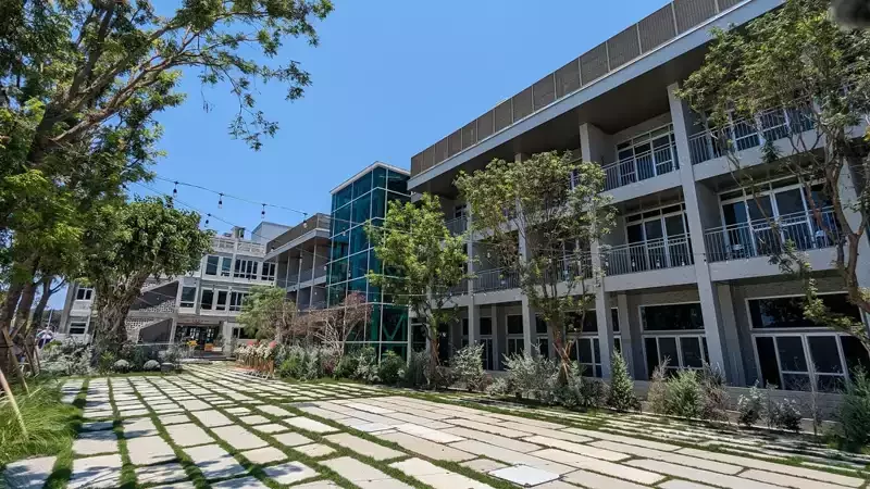 ▲高港候工室原為早期港務局員工等候上工的臨時住所（圖:翻攝 聯合新聞網）