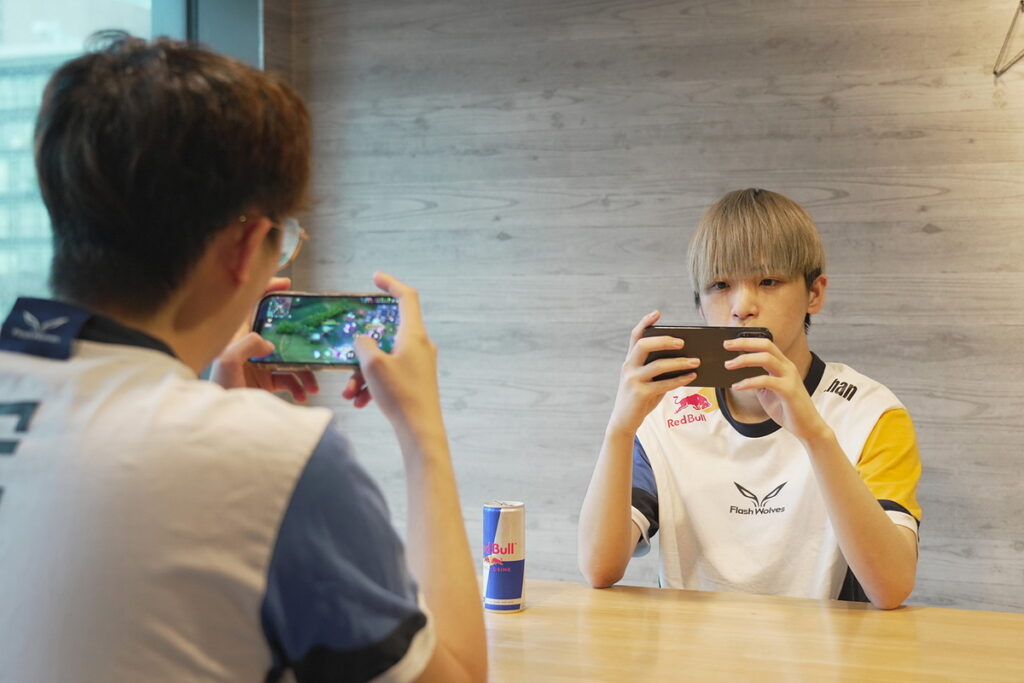 Red Bull M.E.O.應援全台最大電競巡迴賽事《Garena傳說對決》城市賽,首戰將於5_4(六)於台北場揭幕。(Red Bull 提供)