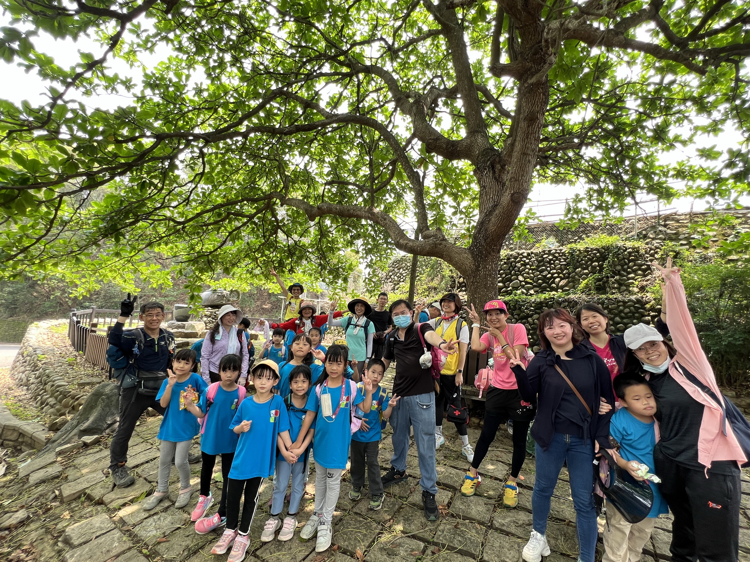 ▲二林鎮香田國小一年級21位小朋友挑戰山野教育，他們將帶著這段珍貴的回憶，繼續勇敢前行，迎接更多的挑戰和冒險。（記者張溎壕攝）
