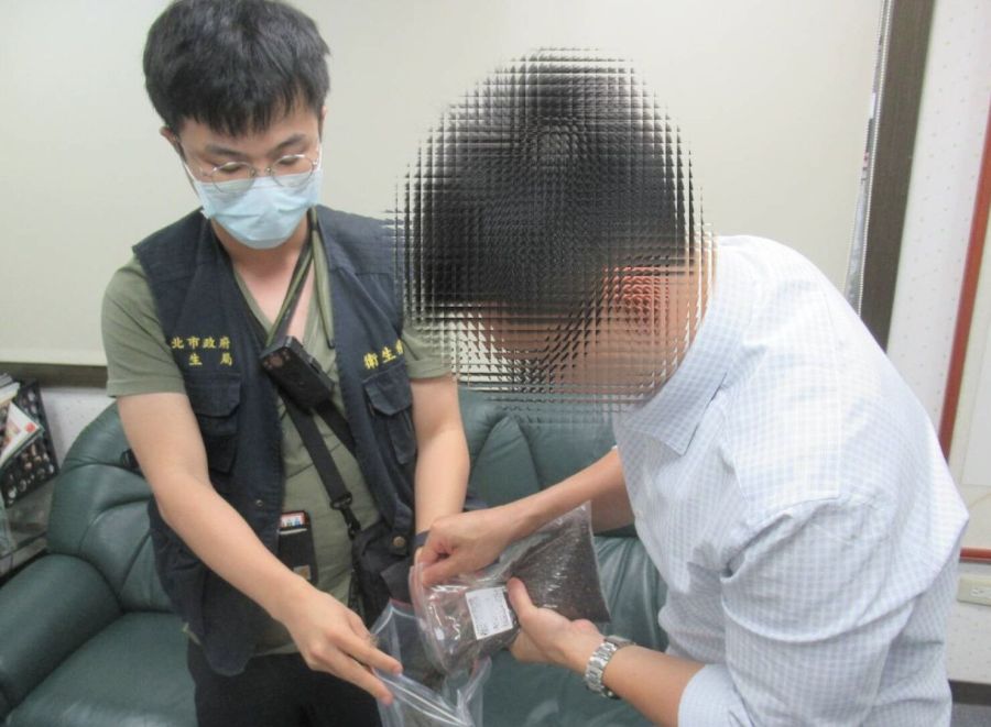 優奇「黑胡椒細粉」確定含蘇丹色素 爆新疑點!食藥署:上游原料檢驗沒事 228 優奇「黑胡椒細粉」確定含蘇丹色素 爆新疑點!食藥署:上游原料檢驗沒事 227