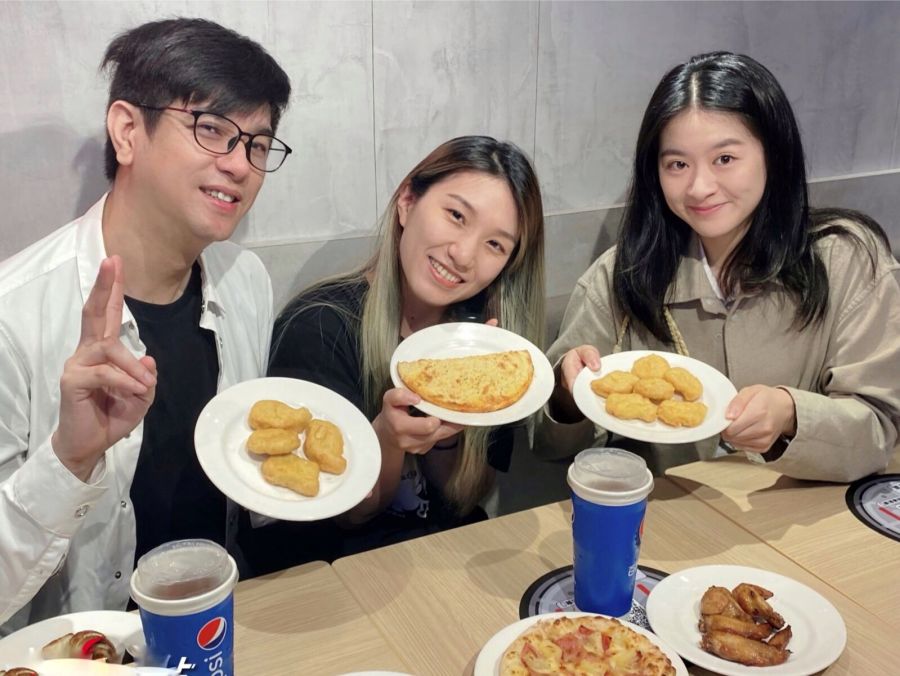 現烤最美味!必勝客Hot燒站開賣義式紙包麵、飯 憑指定發票享優惠 231 CNEWS195240503a03
