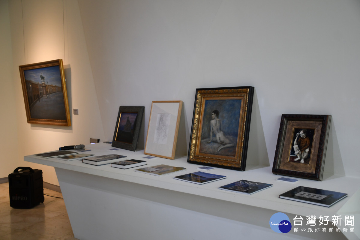 台灣國寶級藝術家陳景容90還鄉紀念展,版畫作品。圖/記者鄧富珍翻攝