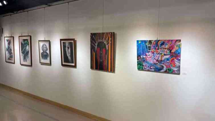 ▲斗六高中第26屆美術班畢業成果展 「聊齋志藝」，展出作品100件。（雲林縣政府提供）
