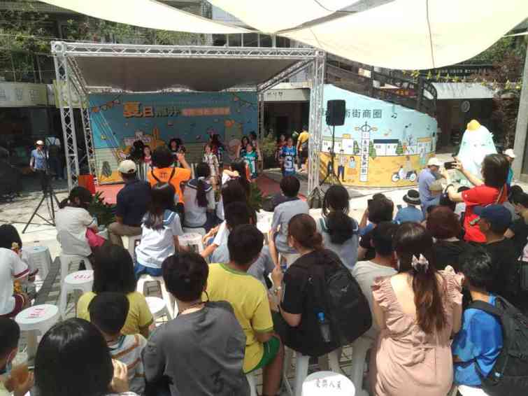 ▲龍井西瓜祭活動現場熱鬧非凡。（記者張學宜翻攝）