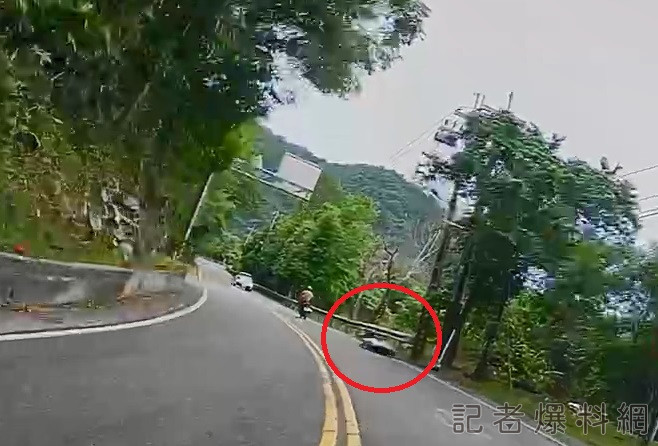 車頂行李箱 跑山