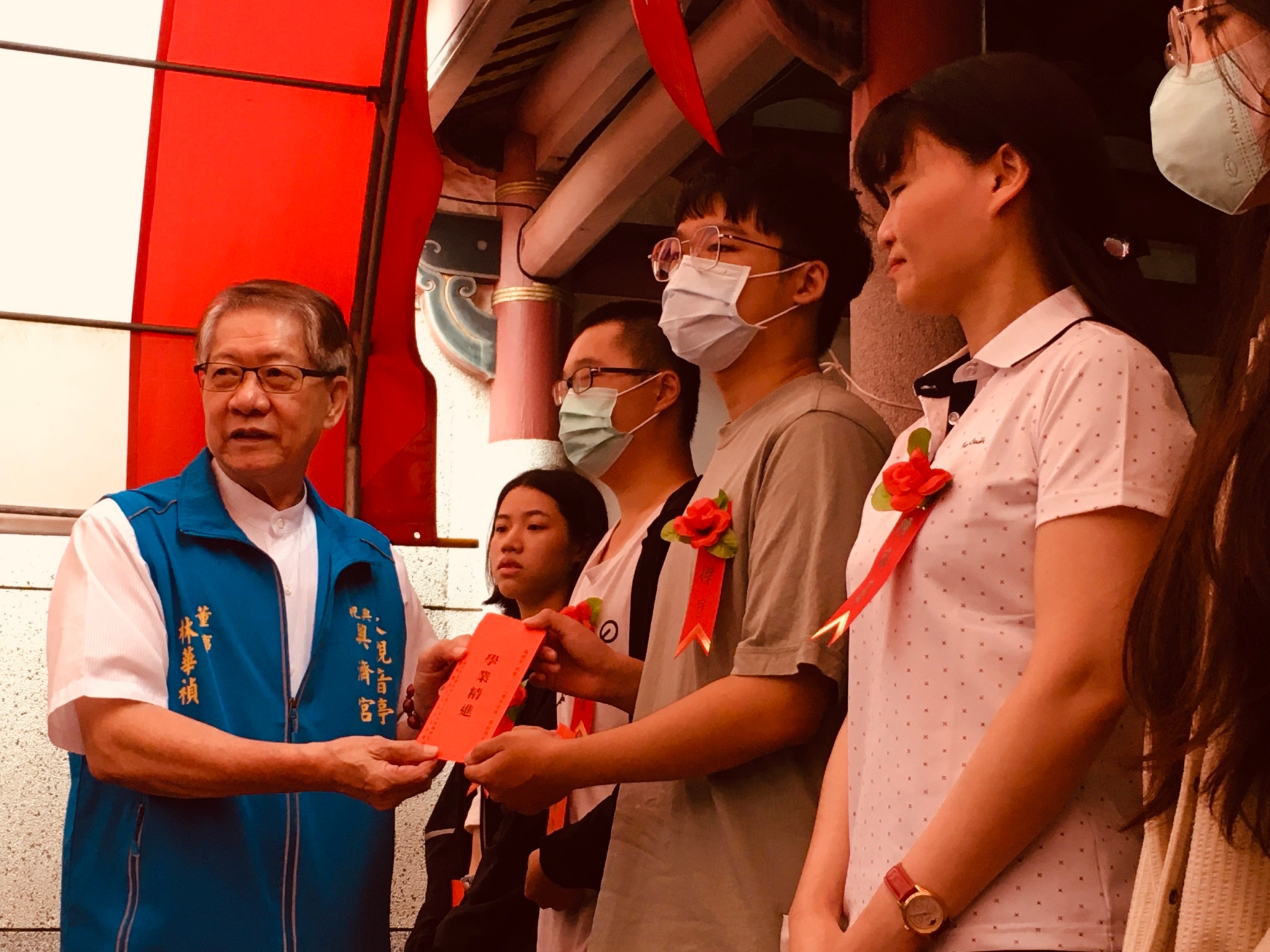 ▲臺疆祖廟大觀音亭暨祀典興濟宮今日舉辦「清寒優秀學子獎助學金頒發典禮」，共計有 75 名學生受獎。（圖／記者陳彥霖攝）