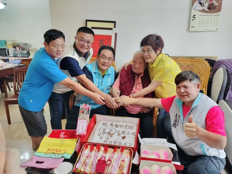 榮民馬俊明百歲人瑞歡慶百歲生日 新竹榮服處溫馨祝壽
