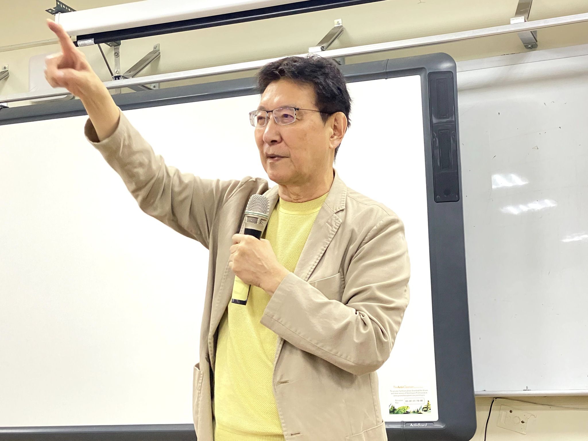 趙少康認為,如果陳水扁想被特赦,認錯、道歉、還錢三項條件,缺一不可。翻攝趙少康臉書