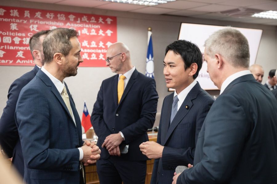 國民黨邀俄代表餐敘被歐美抵制 陳冠廷:暴露外交和國安觀點淺薄 232 國民黨邀俄代表餐敘被歐美抵制 陳冠廷:暴露外交和國安觀點淺薄 231