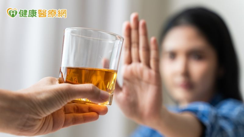 喝酒就臉紅是警訊! 醫提醒:「身體這些器官」病變機率上升
