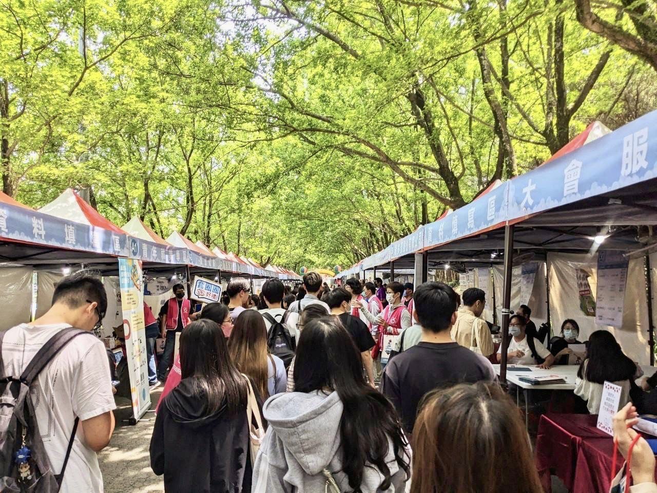 新北校園就博會第五站　真理大學熱烈登場　媒合率約41.8%