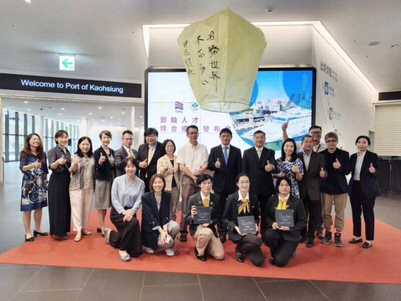 港務公司攜手高餐大、名勝世界  促成學子登輪工作 邁向國際舞台