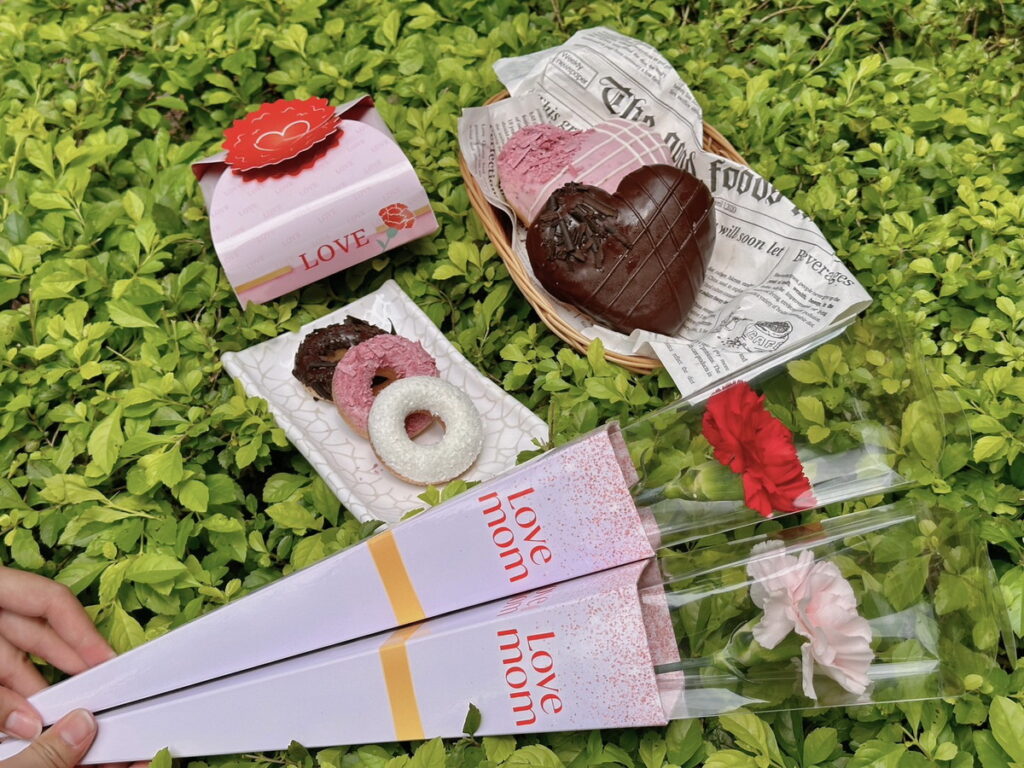 .LOVE MOM!Mister Donut 寵愛媽咪推3優惠 還有康乃馨向媽咪甜蜜說愛!