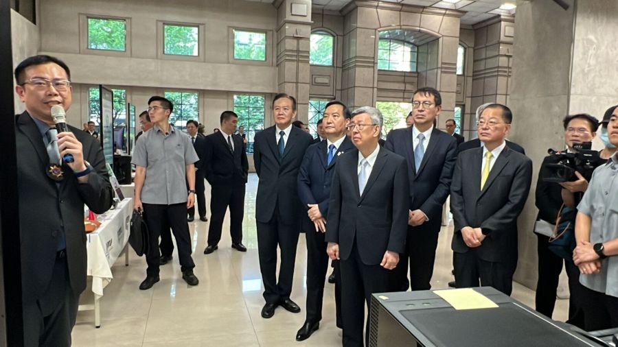 刑事局「重大電信網路詐欺案件」成果記者會　陳建仁勉檢警調：遏止犯罪發生 243