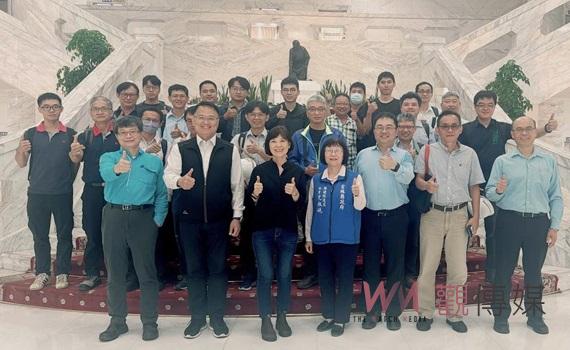 高雄環保局率汽電共生業者 參訪雲林推動垃圾燃料化策略