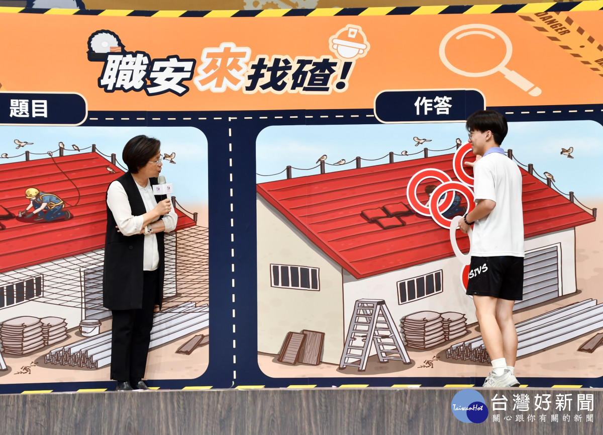 職安金頭腦宣導,學生體驗問答活動。圖/記者鄧富珍攝