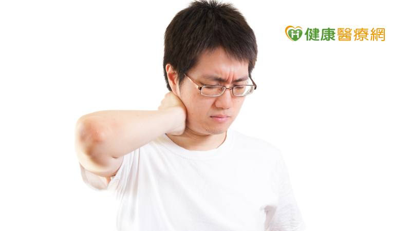 性早熟長腋毛　7成「聞腋青年」恐引起心理社交障礙