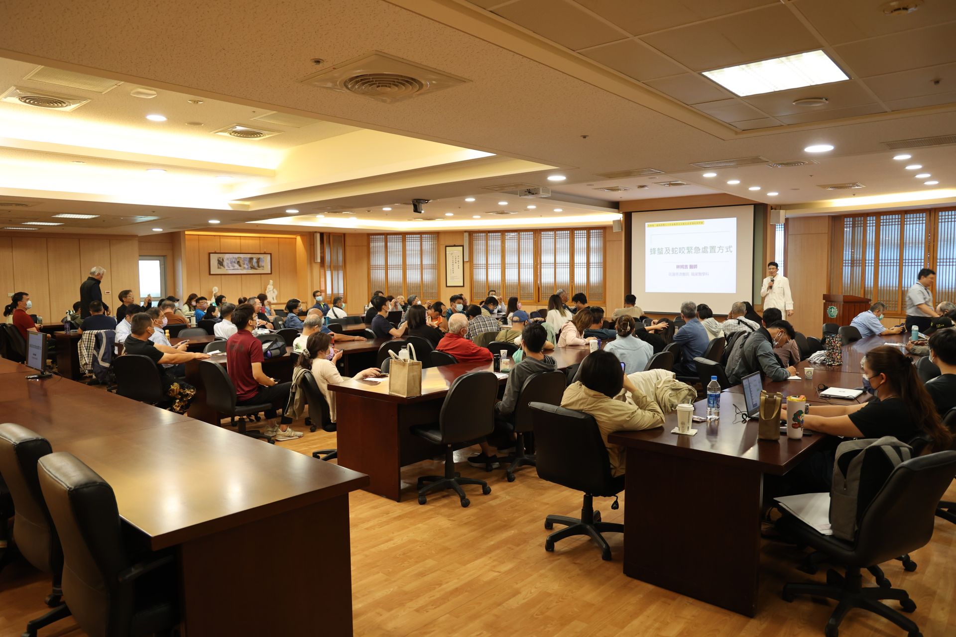 職安署北區職業安全衛生中心舉辦花蓮地區戶外工作職安危害預防研習會,吸引花蓮地區超過百位戶外工作者到場參加。