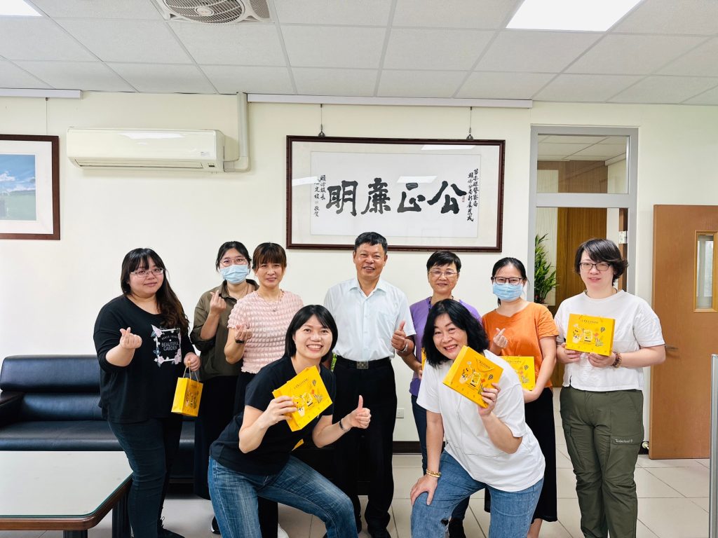 母親節前夕 頭份分局幫媽媽們呵護辛勞的雙手