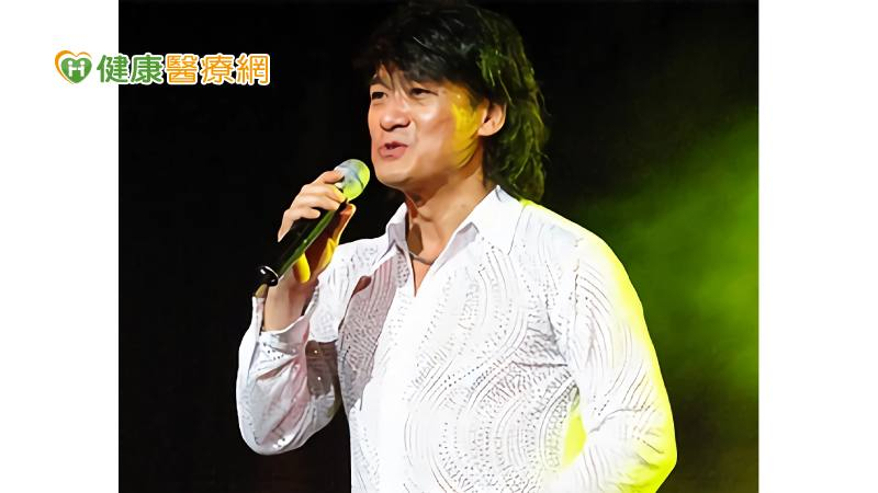 63歲周華健「重摔倒地」! 長者跌倒骨折2大類如何治療?