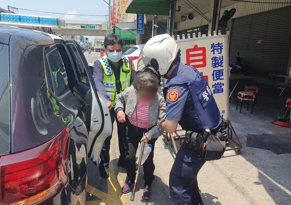▲圖說：阿嬤保密防諜很到位，員警費了一番心力才查到住家地址            （圖／台中市政府提供）