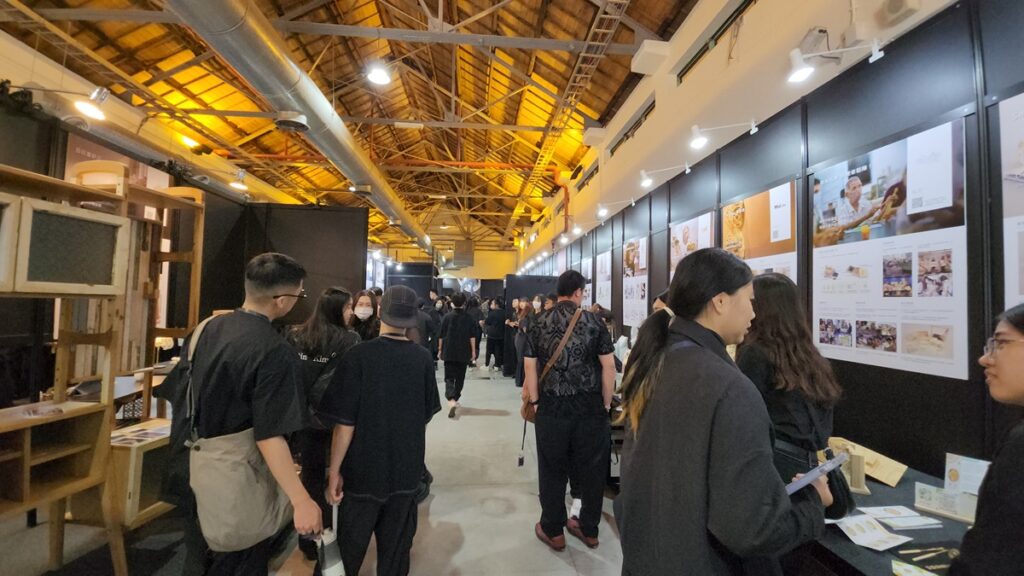 展覽現場。(圖/陳惠玲攝影)