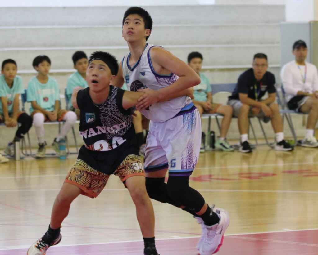 ▲國小階段籃球運動,不應追求名次而忽略了基礎技術的養成。(記者魏冠中攝)