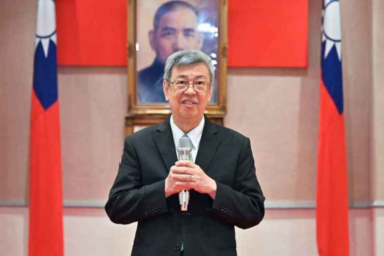 ▲陳建仁期勉大家持續團結一致、齊心合力，並成為一支小蠟燭點燃自己，照亮臺灣。（新傳處提供）