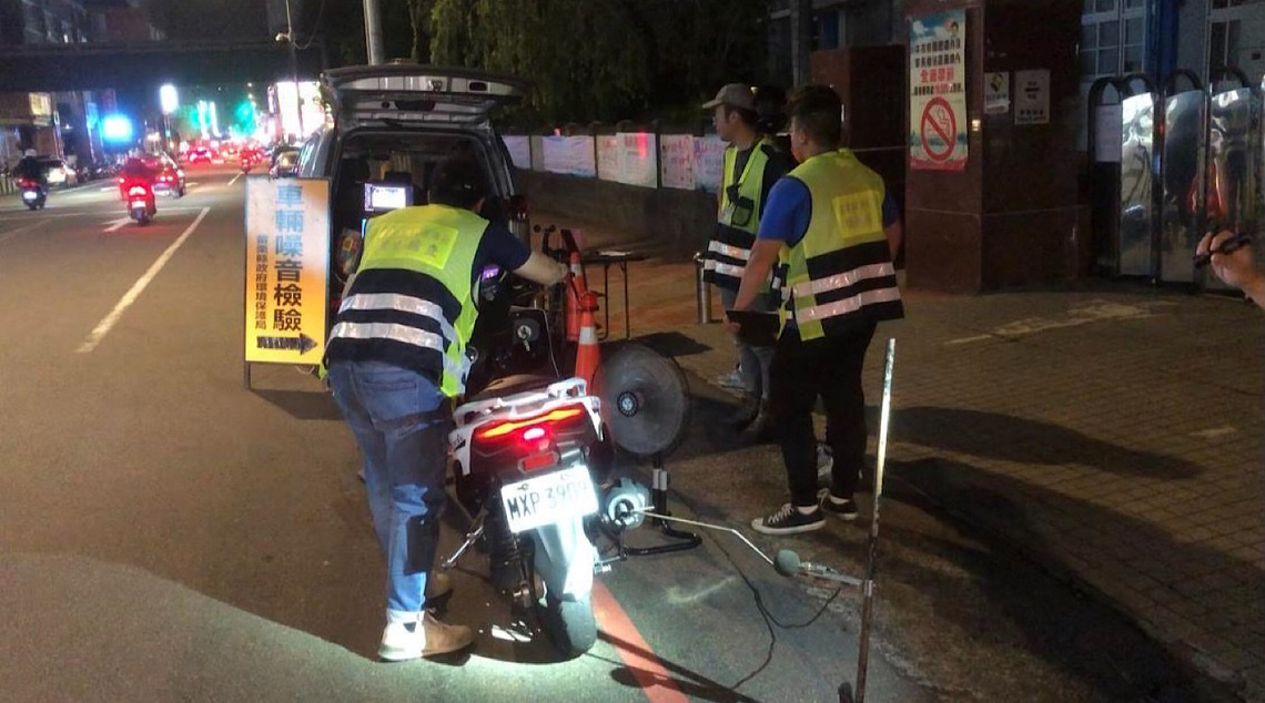 苗警取締違規改裝噪音車輛 不分平假日祭出封閉口袋式路檢