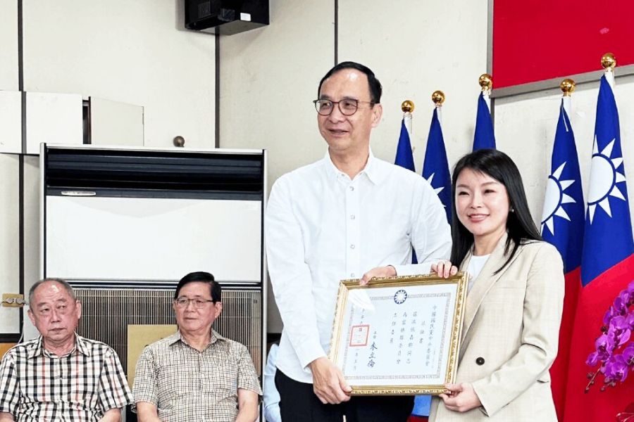 嗆民進黨暴力無法無天 朱立倫:禁錮韓國瑜是民主之恥 242 照片來源:國民黨文傳會