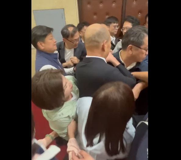 (圖/翻攝王鴻薇臉書)