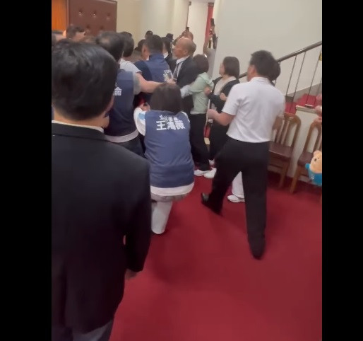 (圖/翻攝王鴻薇臉書)