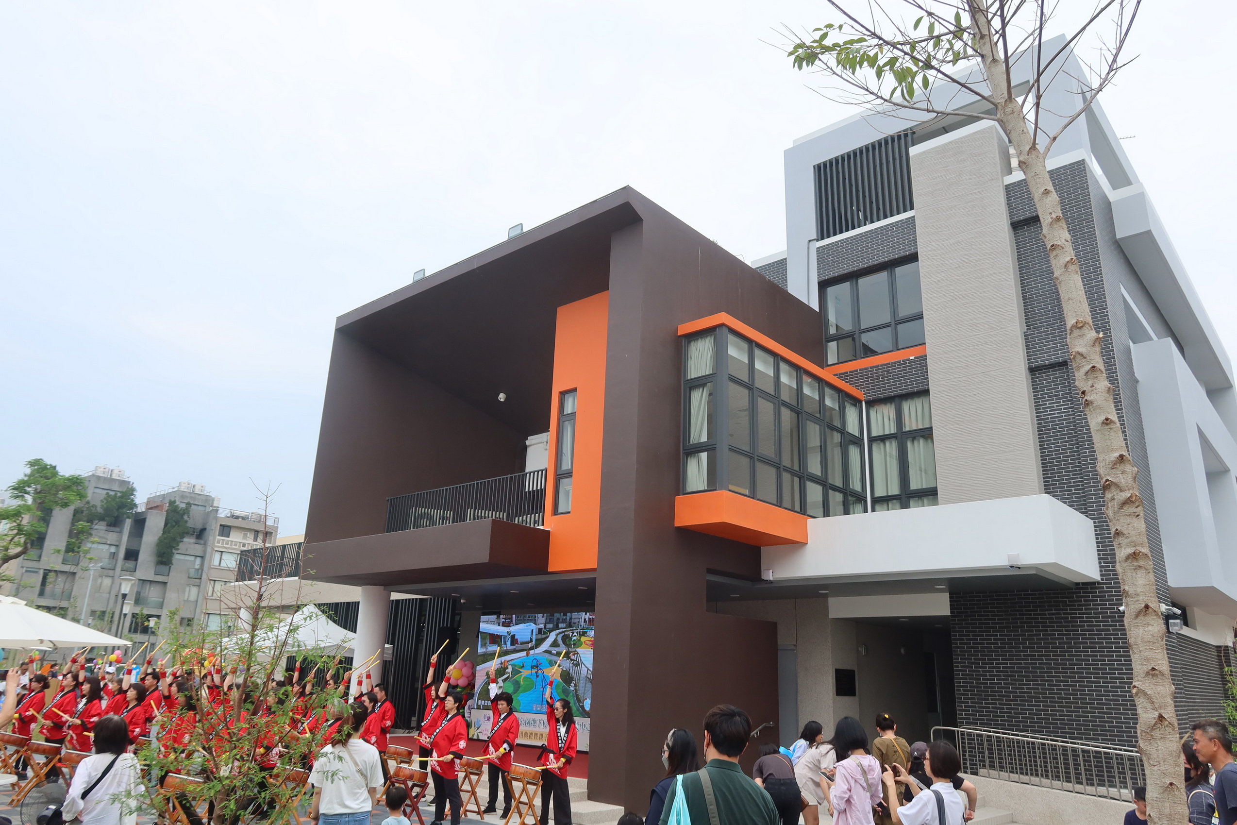 ▲員林市三和公園地下停車場及活動中心啟用典禮，提供給民眾遊憩、休閒運動及停車的新地標。（記者張溎壕攝）