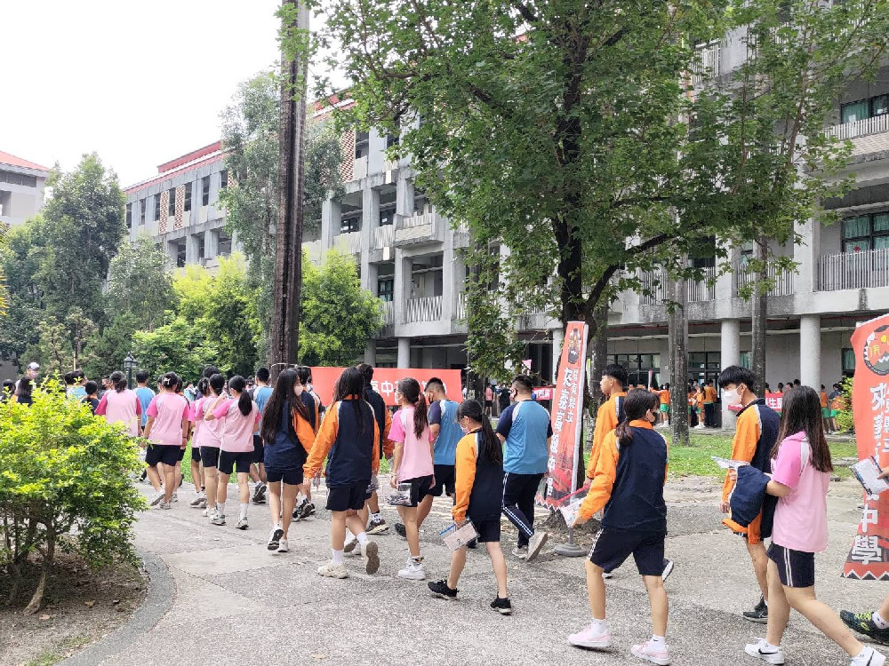113年屏東考區國中教育會考首日 考場秩序良好