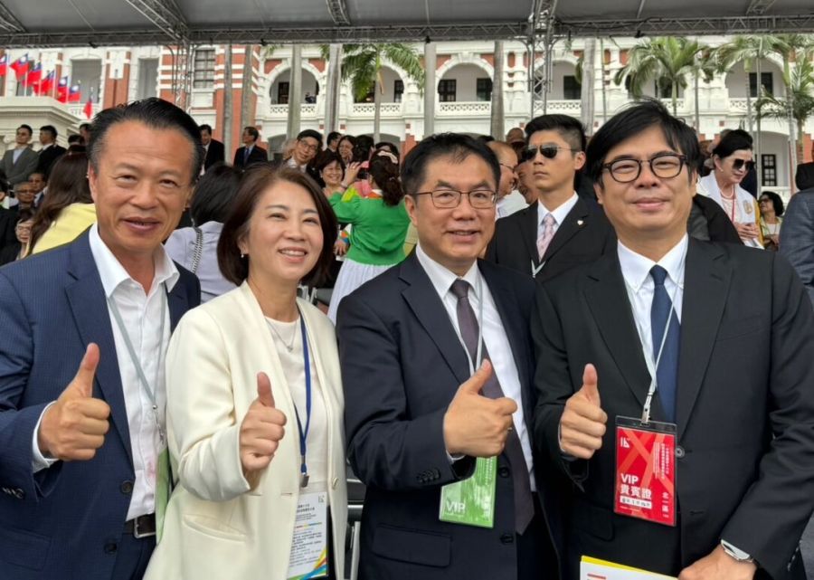 就職典禮綠營市長大合照 黃偉哲細數蔡英文8年建設 207