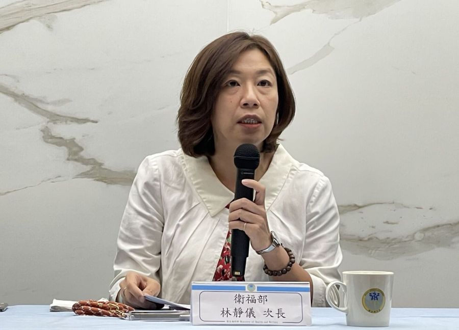 上任首日就拆彈!下令駐廠永豐 林靜儀打包票「輸液供貨吃緊,但都夠」 244 上任首日就拆彈!下令駐廠永豐 林靜儀打包票「輸液供貨吃緊,但都夠」 243