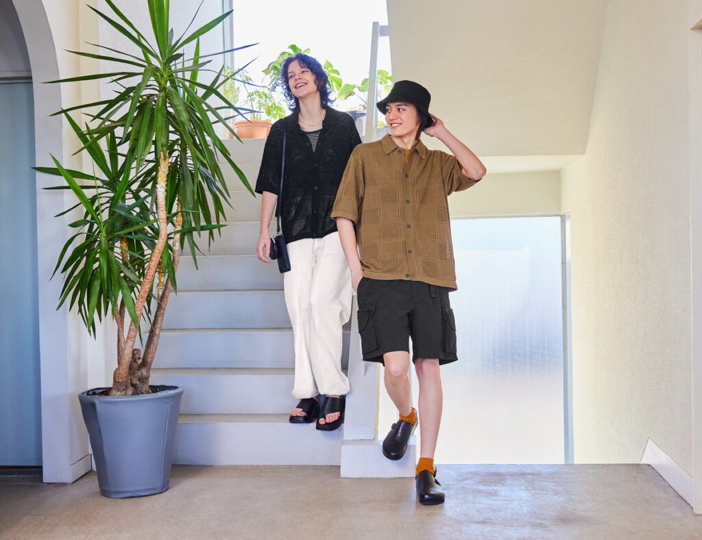 男女適穿的「男裝可機洗網眼針織衫」在GU「感謝祭」期間優惠價只要$690元,特殊的網眼設計為整體造型畫龍點睛,能完美融入各種穿搭風格。